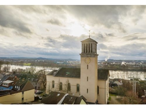 Klappern und Sammeln der Meßdiener in Irlich