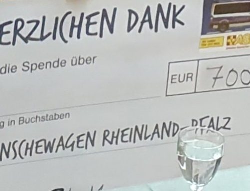 kfd Adventsandacht und 700 Euro für den Wünschewagen