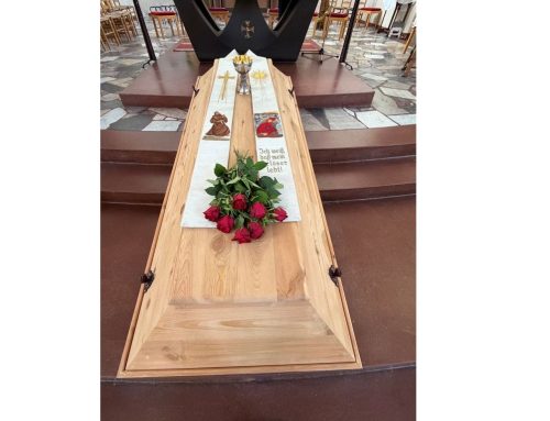 Busfahrt zu der Beisetzung von Pastor Christian Scheinost